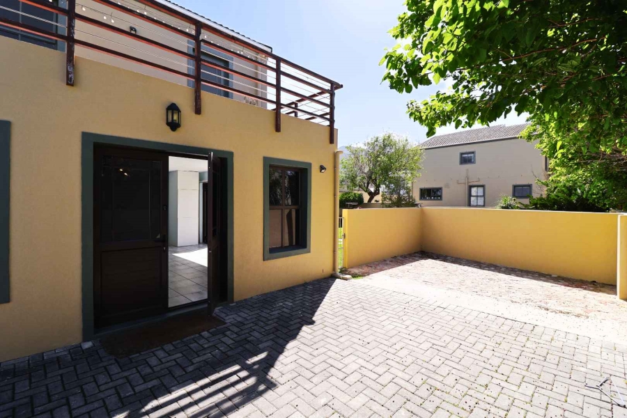 4 Bedroom Property for Sale in Sandbaai Western Cape